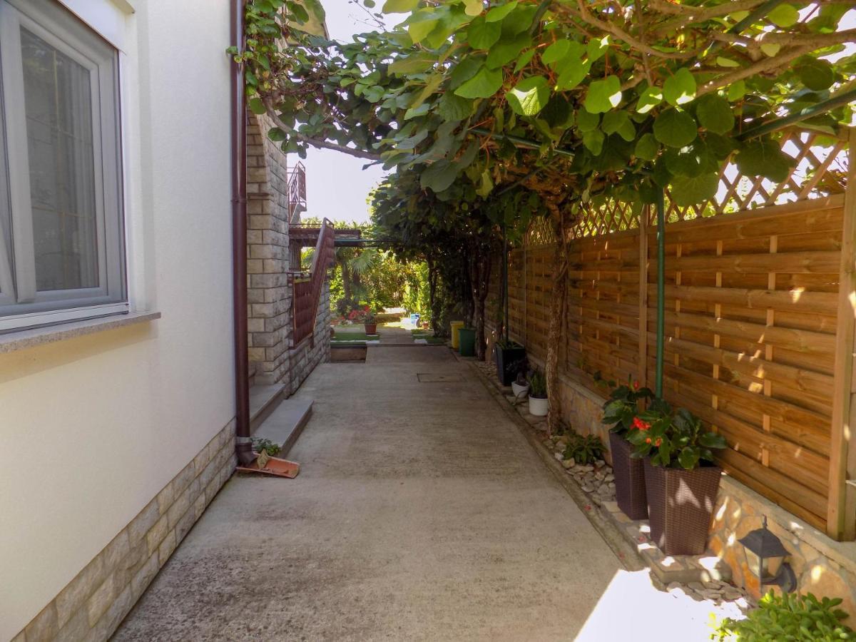 Oriella Apartmans And Room Novigrad Istria 외부 사진